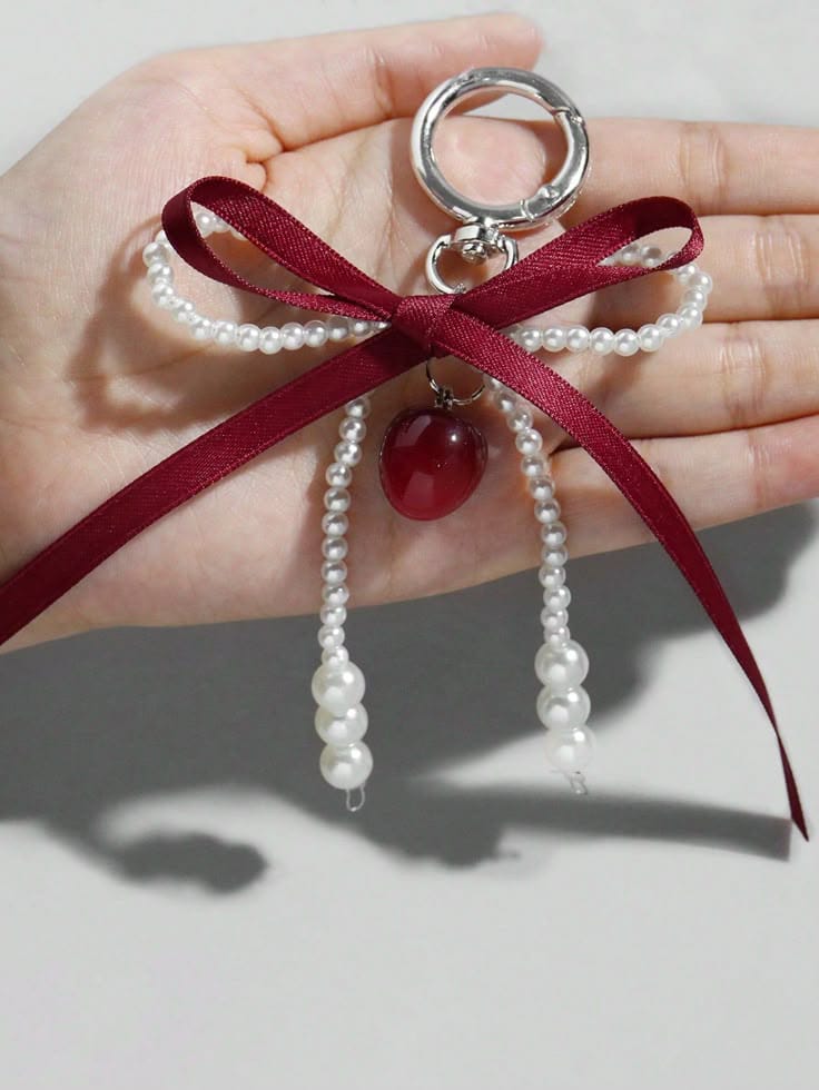 Women Pearl Bow Keychain