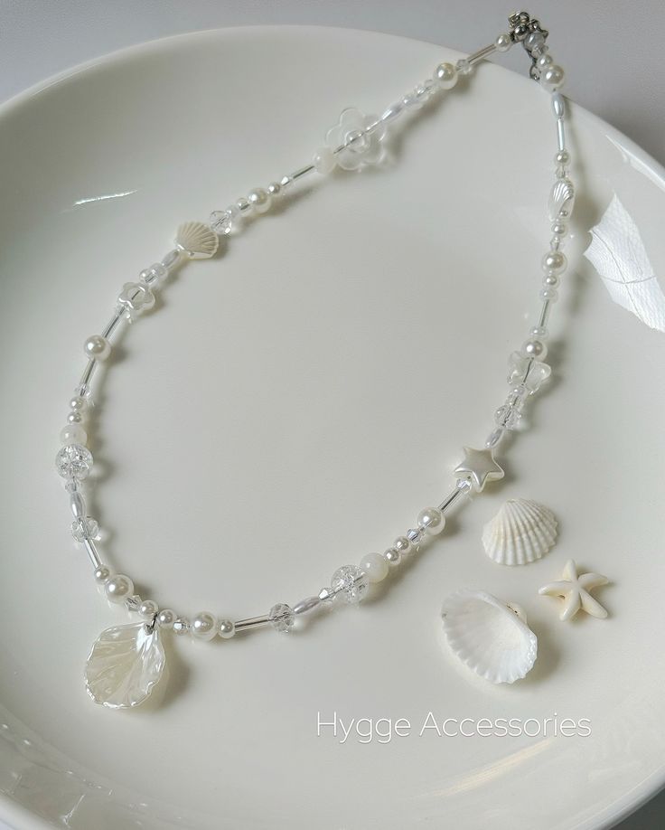 Pure White Beachy Shell Neckpiece